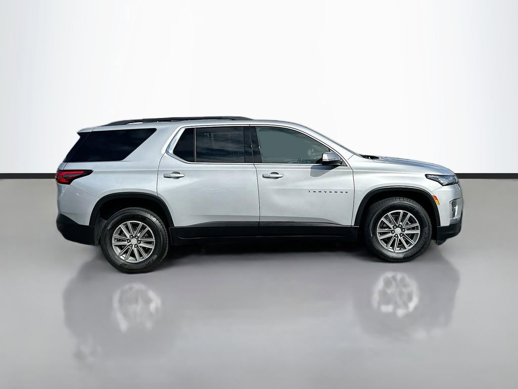 Used 2022 Chevrolet Traverse LT AWD/4WD image 4
