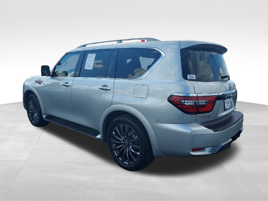 Used 2023 Nissan Armada Platinum w/ Captain's Chairs Package RWD image 3