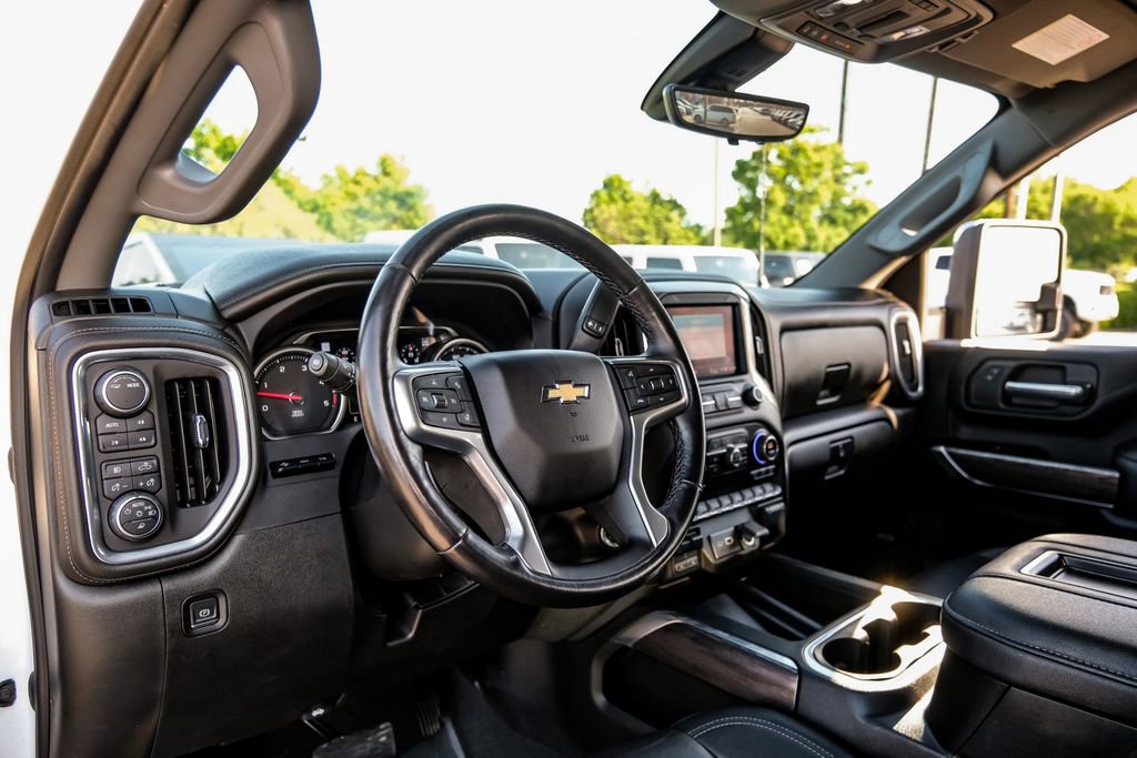 Used 2022 Chevrolet Silverado 3500 LTZ w/ Z71 Chrome Sport Edition AWD/4WD image 12