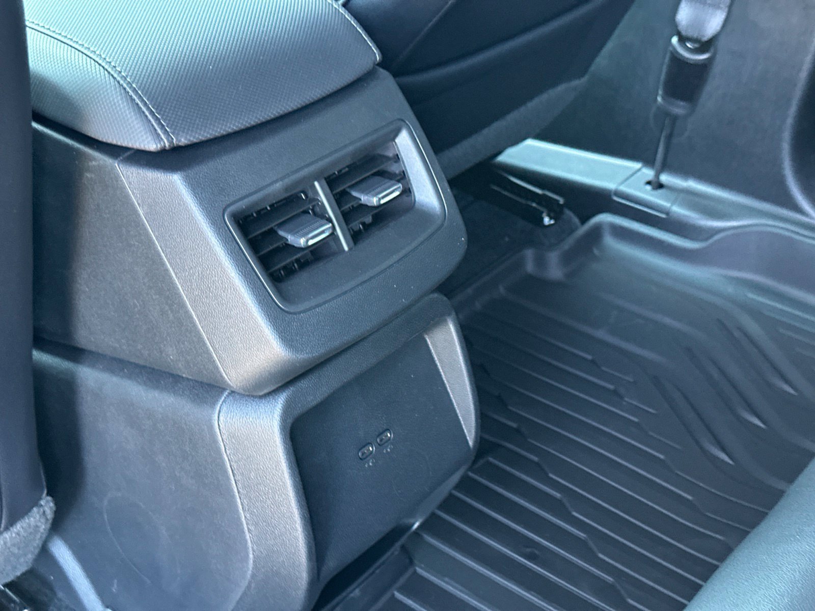 New 2026 Chevrolet Equinox EV LT FWD image 15