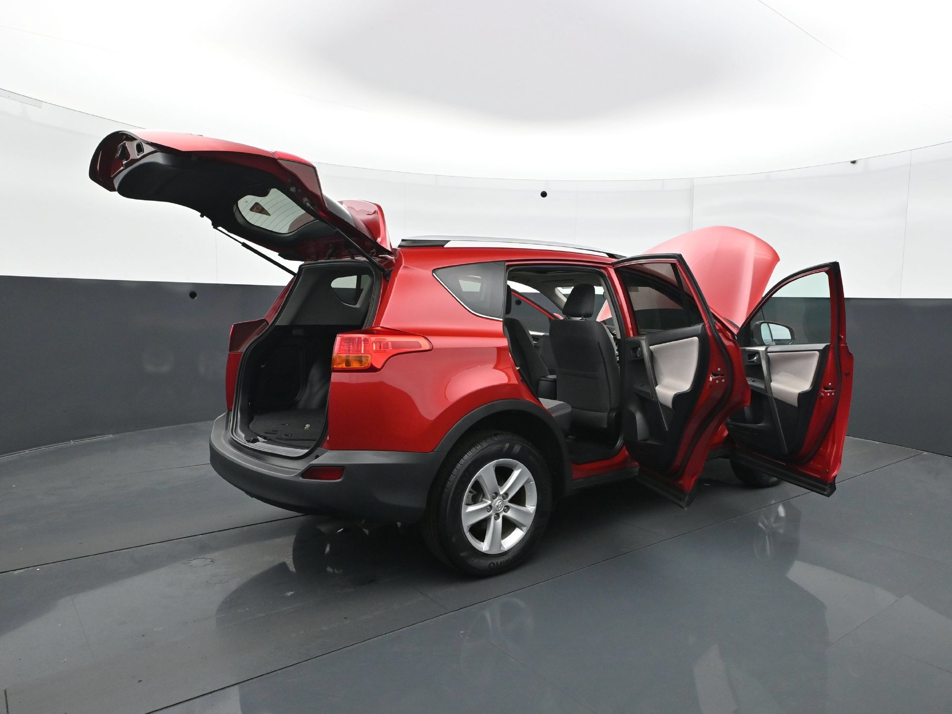 Used 2014 Toyota RAV4 XLE AWD/4WD image 34