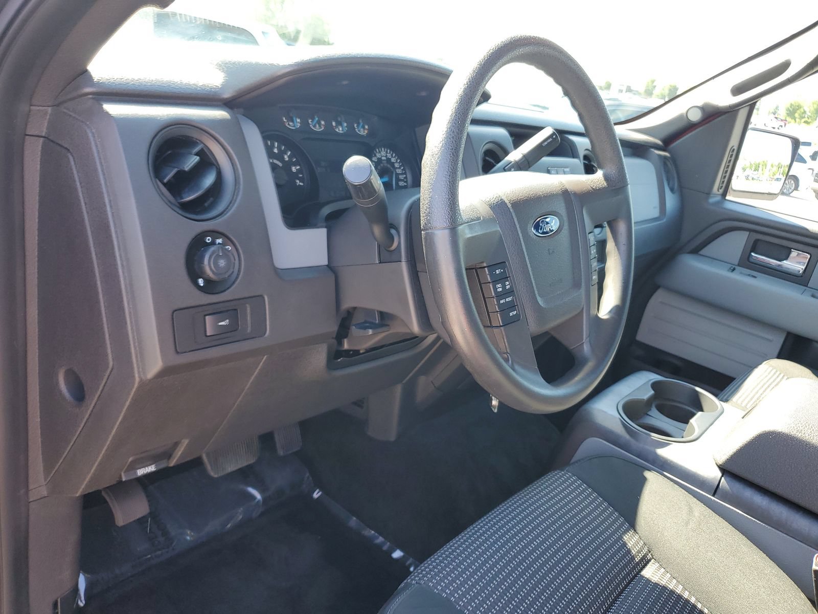 Used 2014 Ford F150 STX w/ Equipment Group 201A Mid AWD/4WD image 19