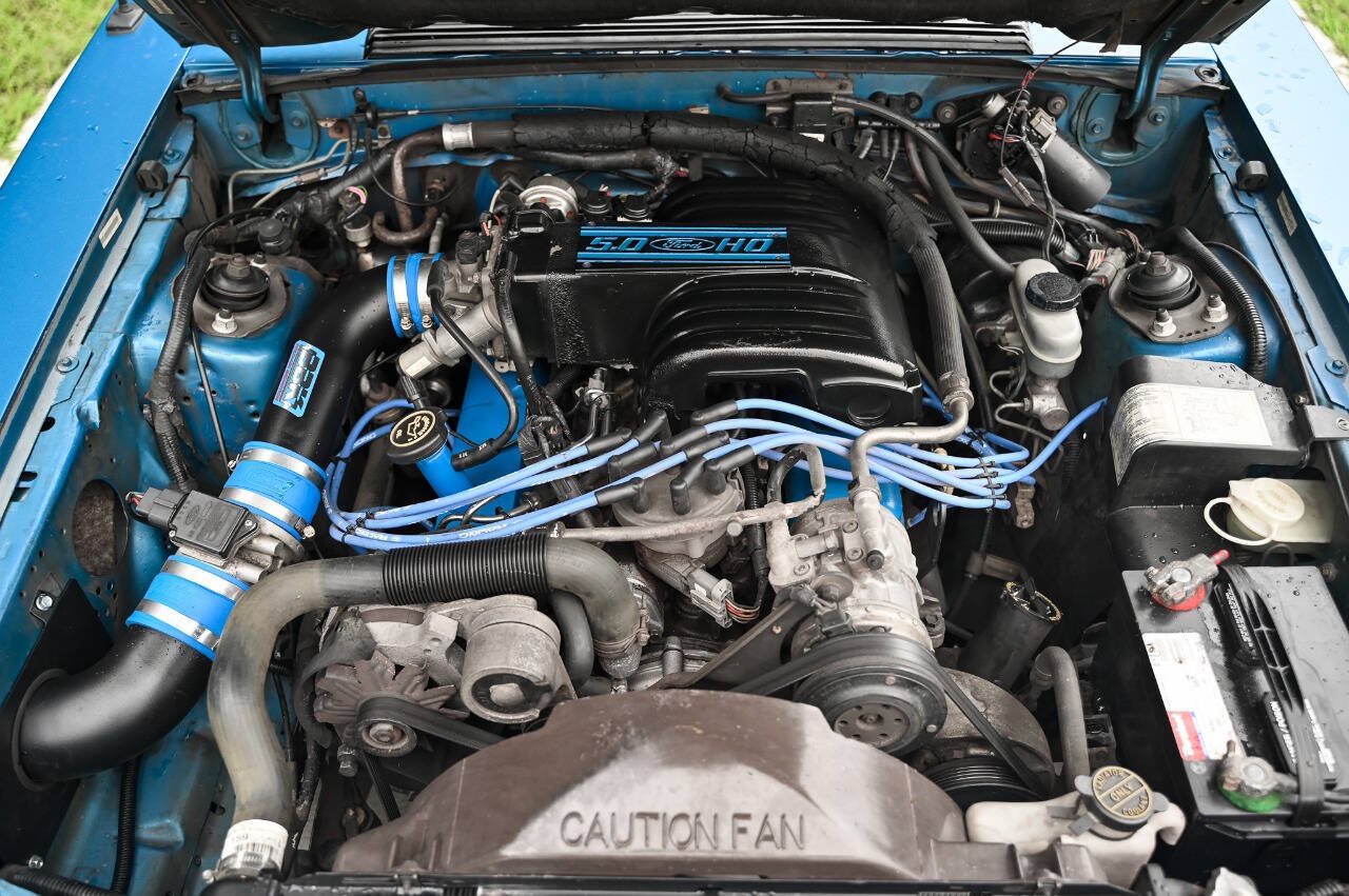 Used 1989 Ford Mustang LX RWD image 4