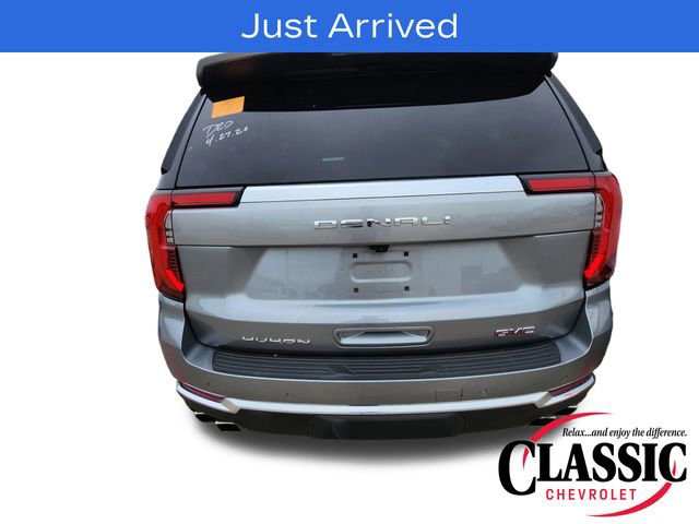 Used 2025 GMC Yukon Denali RWD image 7