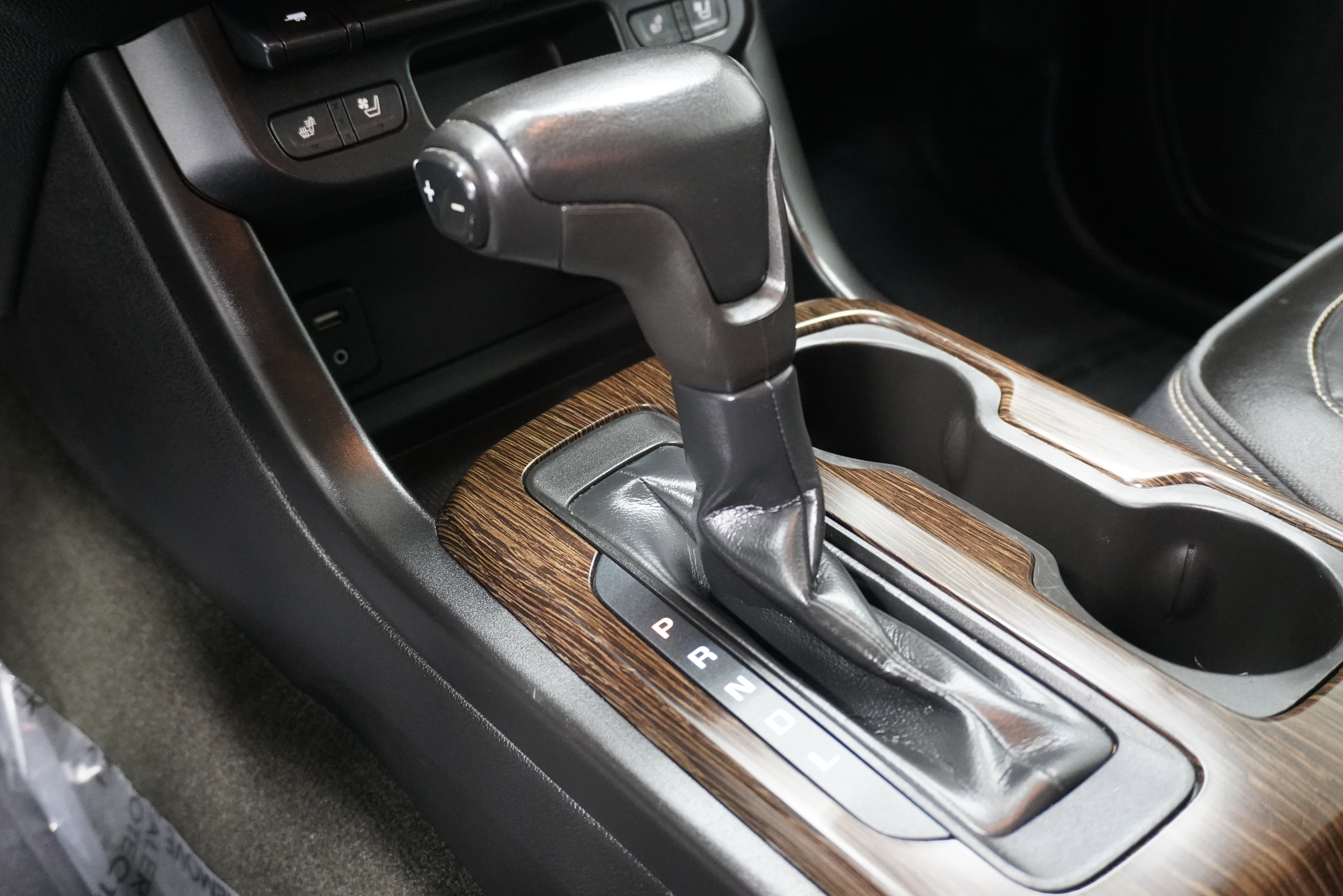 Used 2017 GMC Canyon Denali image 19