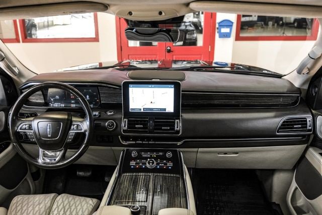 Used 2020 Lincoln Navigator L Black Label image 13