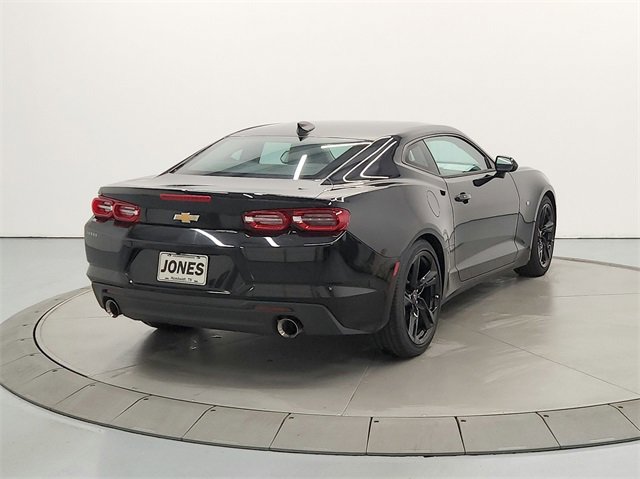 Used 2024 Chevrolet Camaro LT image 7