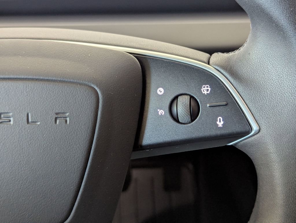 Used 2024 Tesla Model 3 Standard Range image 38