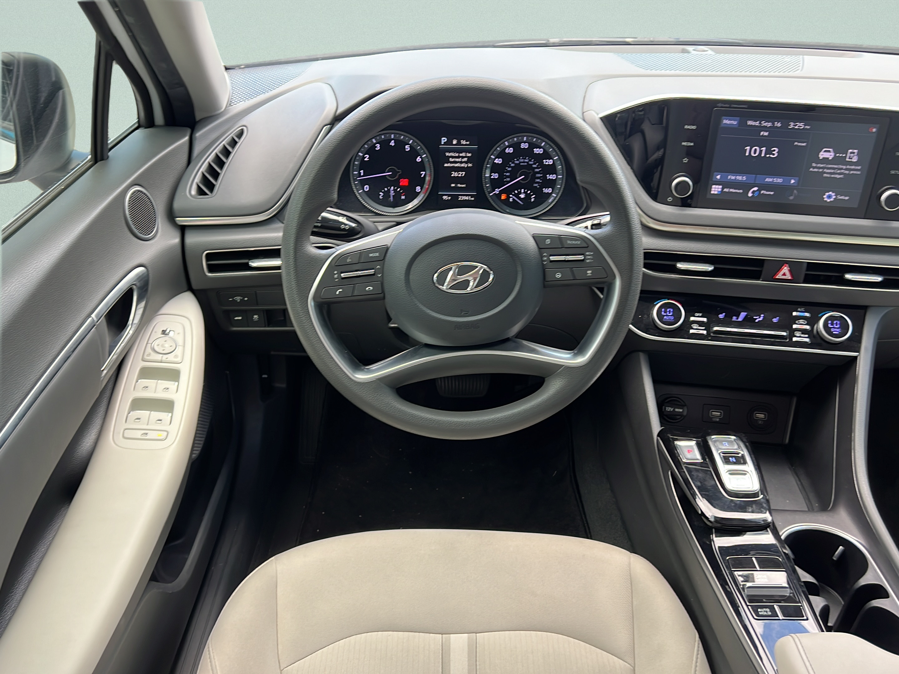 Used 2022 Hyundai Sonata SEL w/ Cargo Package FWD image 14