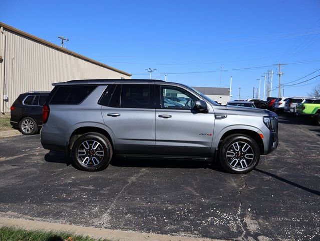 Used 2021 GMC Yukon AT4 w/ Technology Package image 8