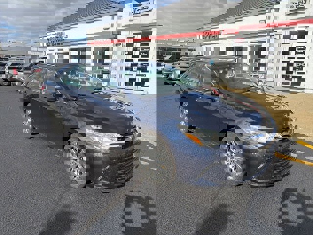 Used 2015 Toyota Camry XLE