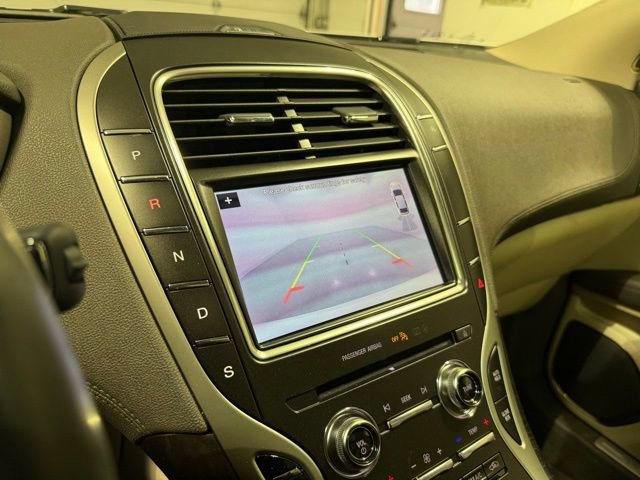 Used 2019 Lincoln Nautilus Reserve image 18