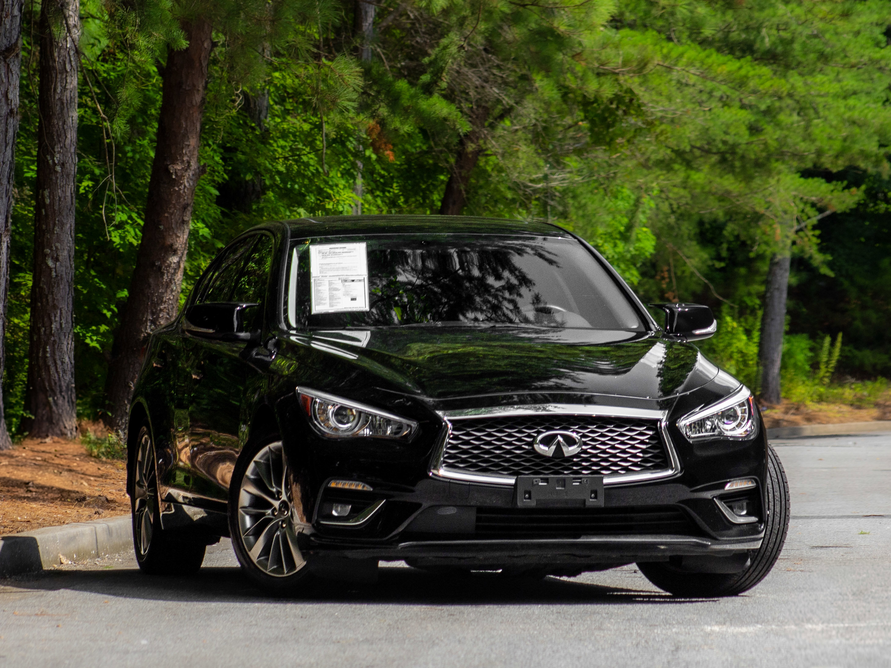 Used 2019 INFINITI Q50 Luxe w/ Essential Package (3.0T Luxe) image 1