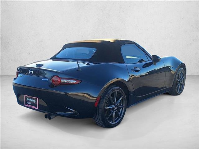 Used 2017 MAZDA MX-5 Miata Club image 5