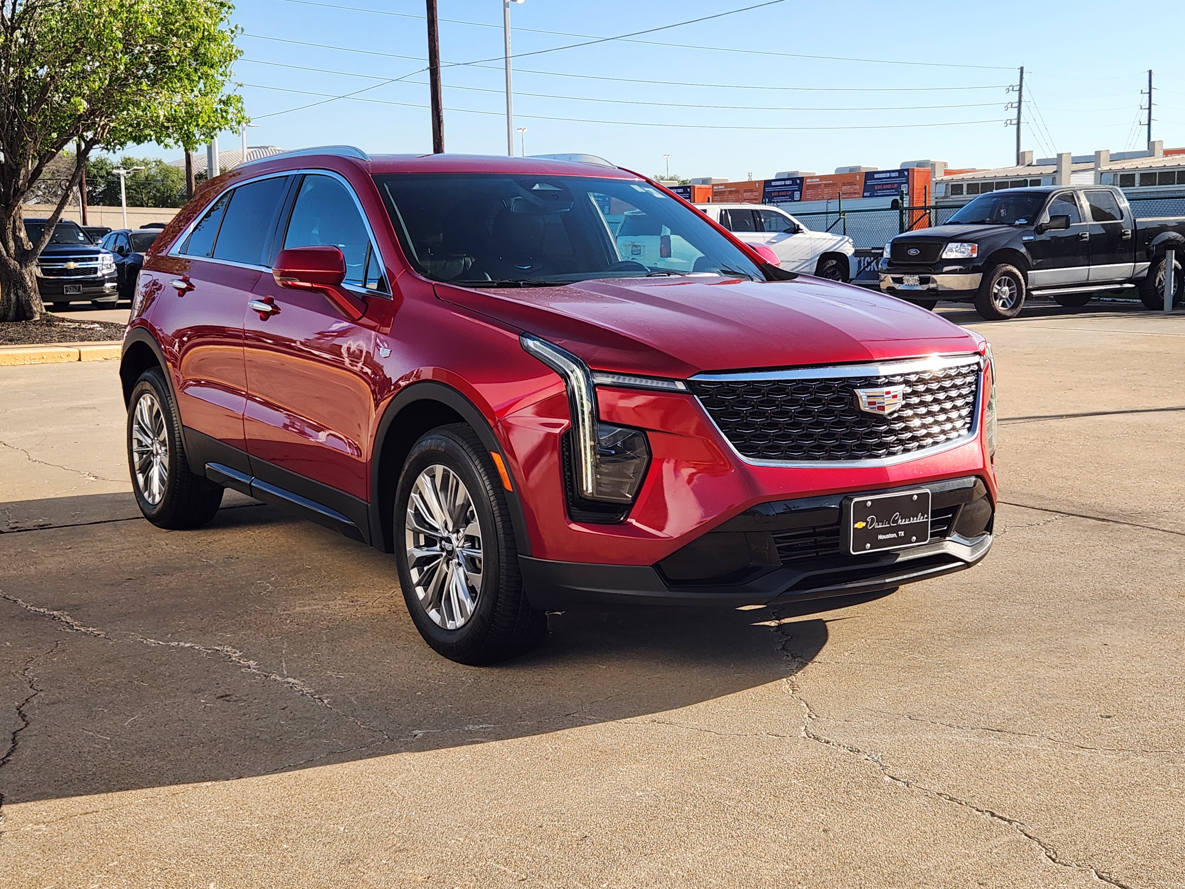 Certified 2024 Cadillac XT4 Premium Luxury AWD/4WD image 4