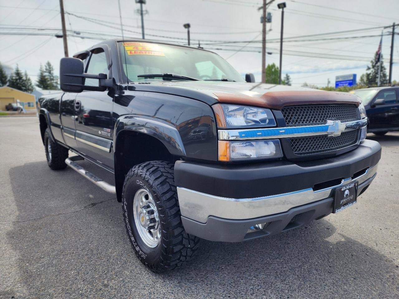Used 2004 Chevrolet Silverado 2500 LT AWD/4WD image 3