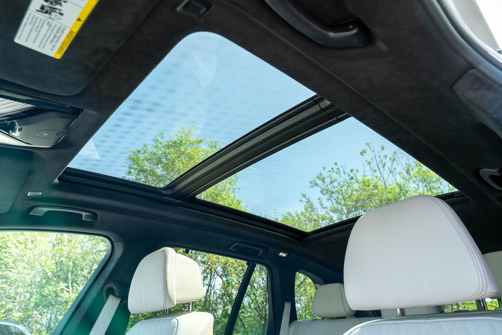 Used 2020 BMW X5 xDrive50i w/ Executive Package AWD/4WD image 26