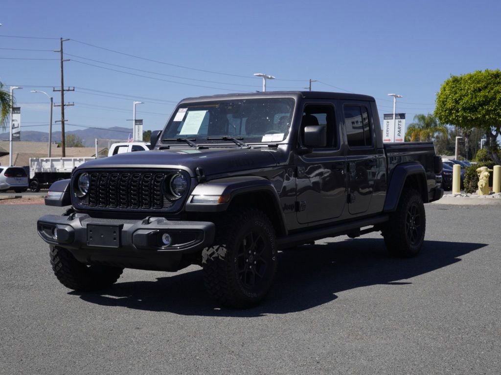 Used 2024 Jeep Gladiator Sport image 8