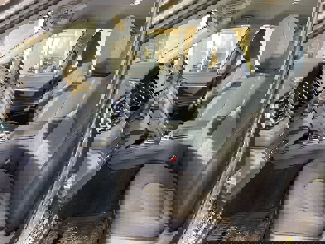 Used 2023 Toyota Camry LE image 11