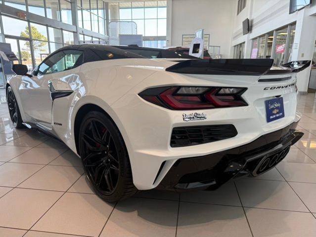 New 2026 Chevrolet Corvette Z06 w/ Stealth Interior Trim Package RWD image 4