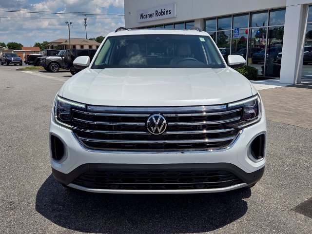 New 2026 Volkswagen Atlas SE FWD image 2