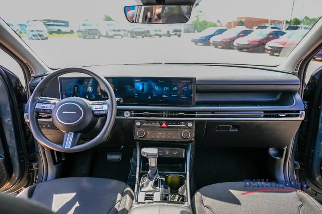 Used 2026 Hyundai Tucson SEL FWD image 13
