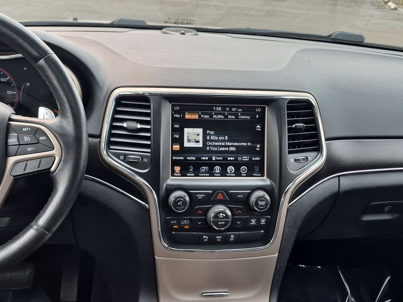 Used 2014 Jeep Grand Cherokee Limited AWD/4WD image 17