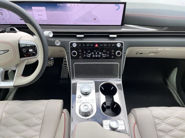 New 2025 Genesis GV80 3.5T e-SC AWD/4WD image 11