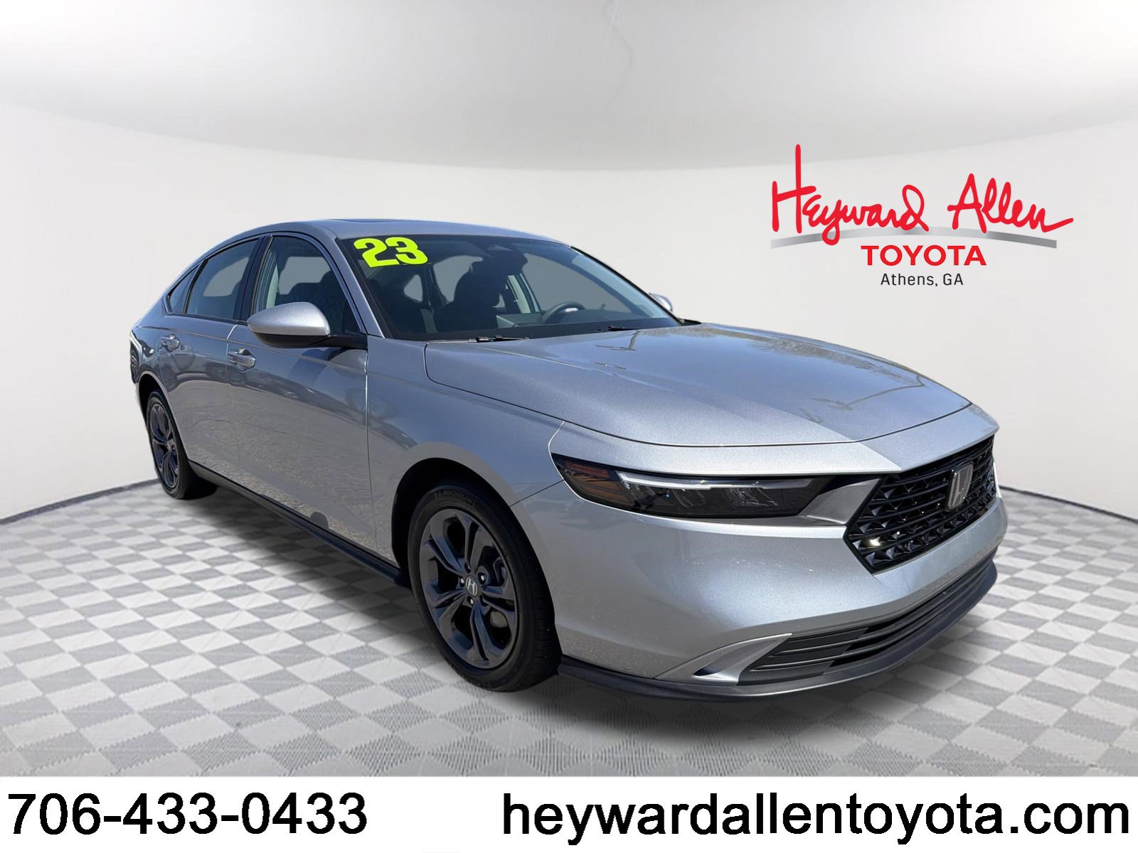Used 2023 Honda Accord EX image 1