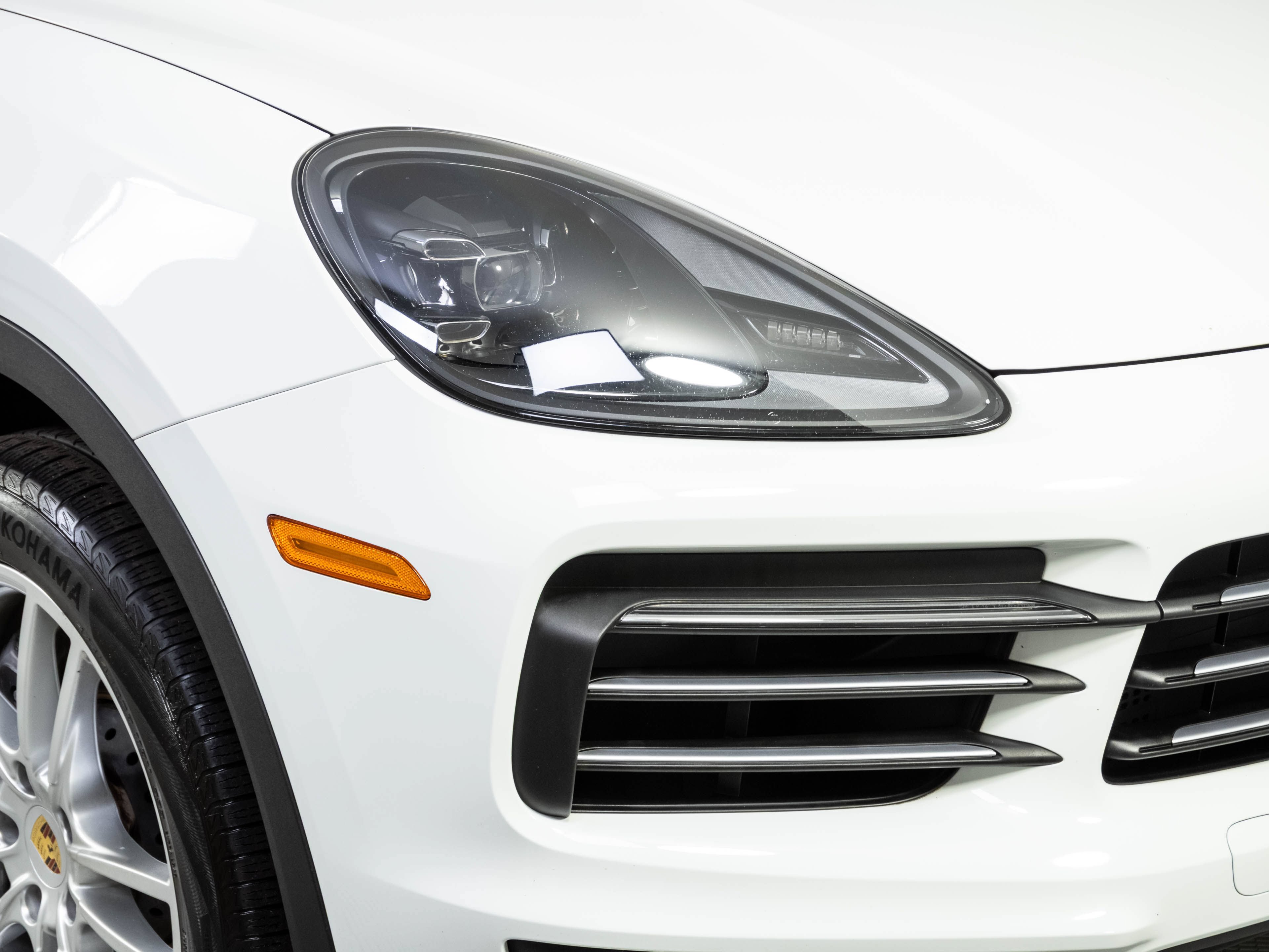 Certified 2023 Porsche Cayenne AWD/4WD image 37