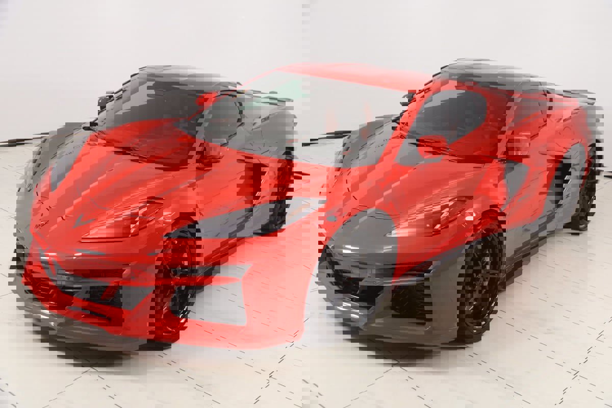 Used 2024 Chevrolet Corvette E-Ray w/ ZER Performance Package image 29