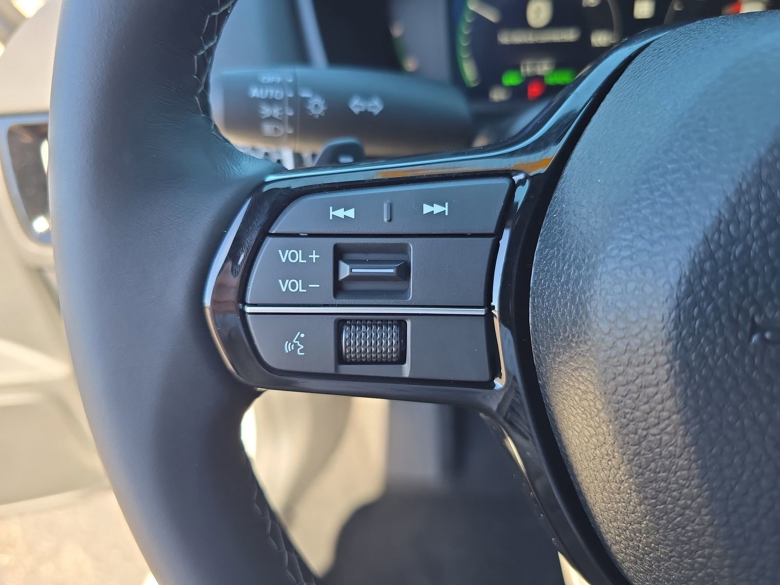 Certified 2025 Honda Civic Sport Touring image 24