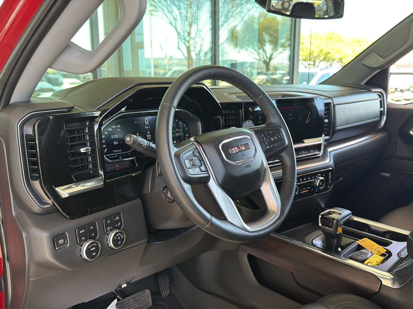 Used 2023 GMC Sierra 1500 SLT image 20