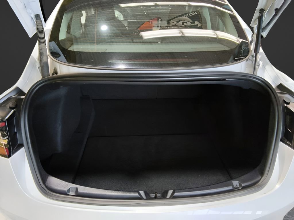 Used 2022 Tesla Model 3 Long Range image 6