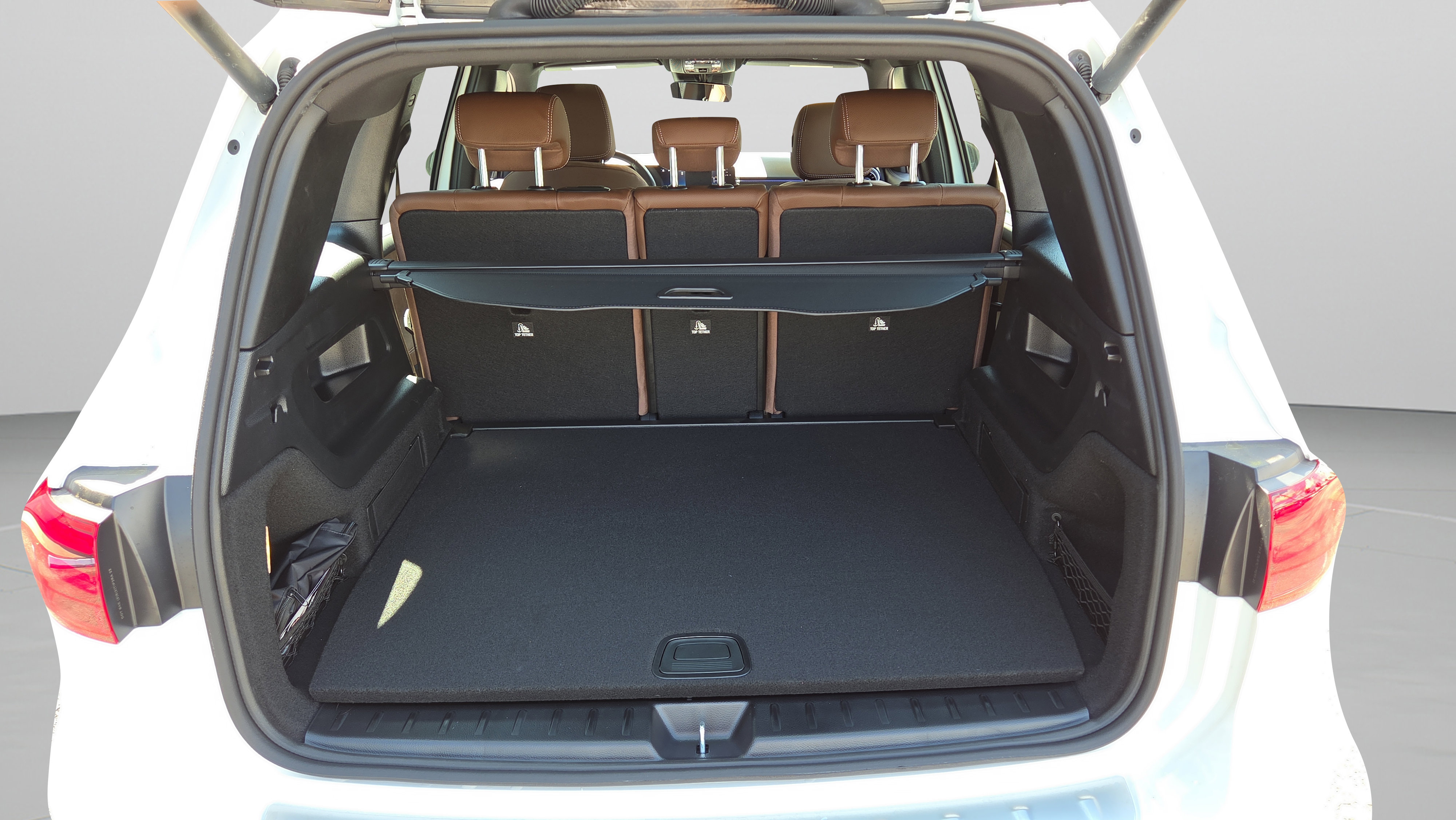 New 2026 Mercedes-Benz GLB 35 AMG 4MATIC image 34