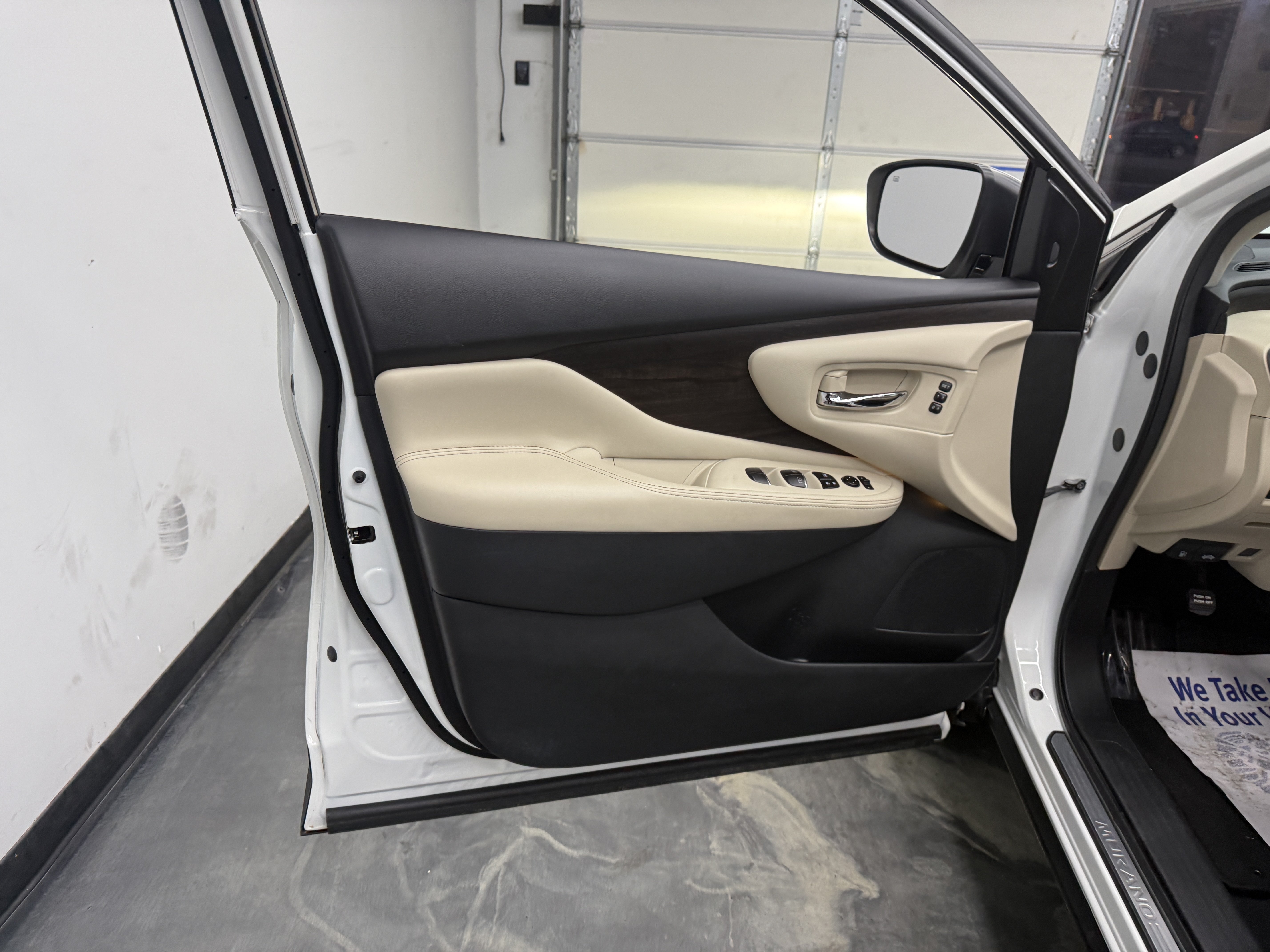 Used 2023 Nissan Murano Platinum AWD/4WD image 9