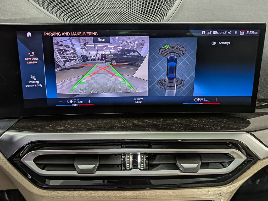 Certified 2023 BMW 330i xDrive Sedan w/ Driving Assistance Package image 21