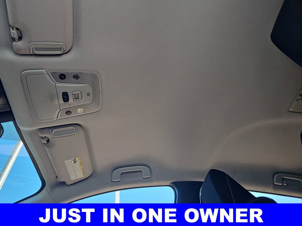 Used 2021 Toyota Prius Prime LE w/ Carpet Mat Package (TMS) image 28