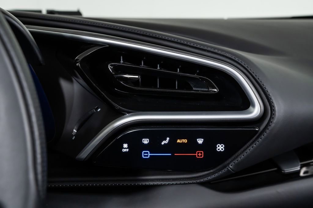 Used 2023 Ferrari 296 GTS Spider image 36