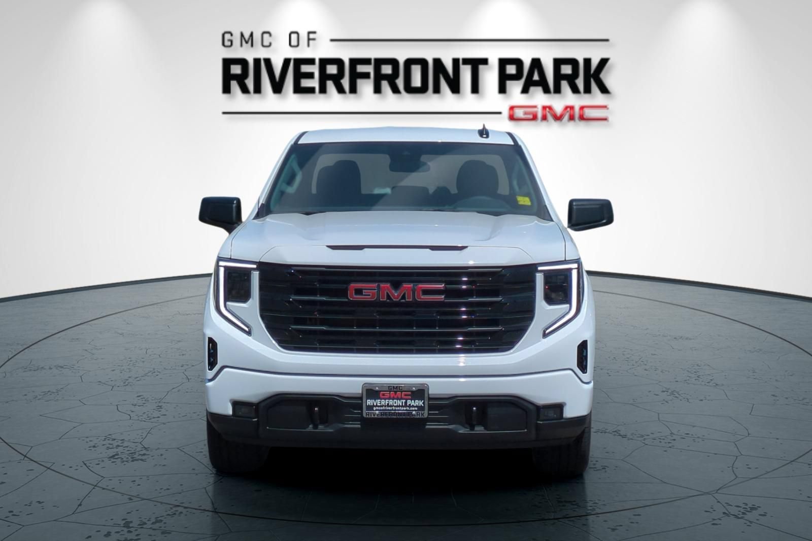 New 2026 GMC Sierra 1500 Elevation AWD/4WD image 8