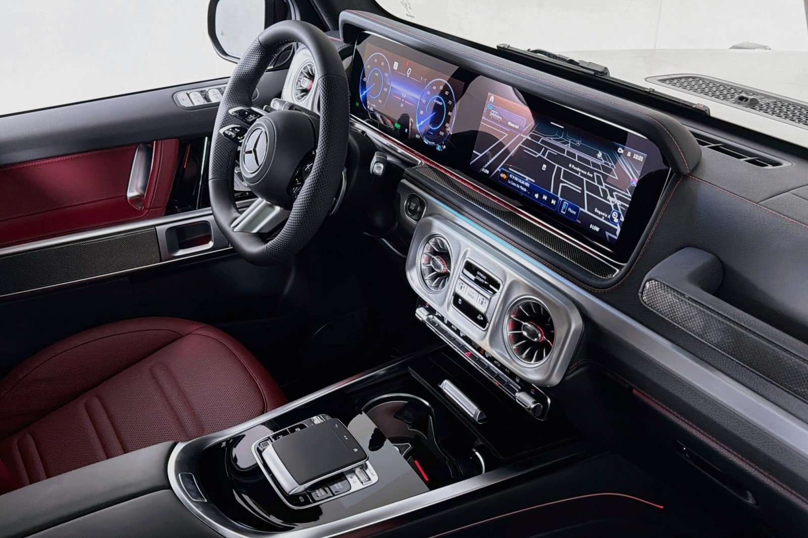 New 2027 Mercedes-Benz G 580 e image 15