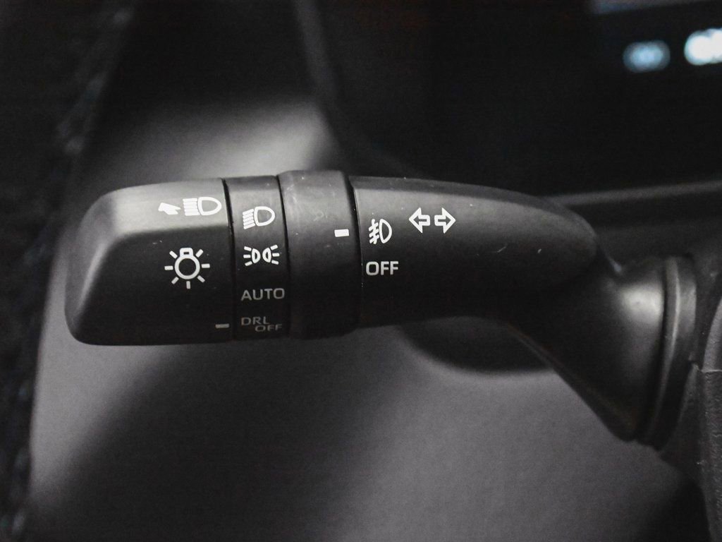 Used 2025 Toyota Tundra Platinum AWD/4WD image 28
