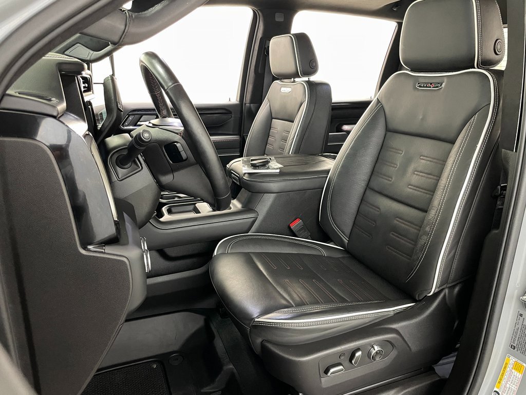Used 2024 GMC Sierra 2500 AT4X image 31
