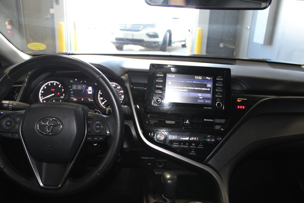 Used 2024 Toyota Camry SE AWD/4WD image 22