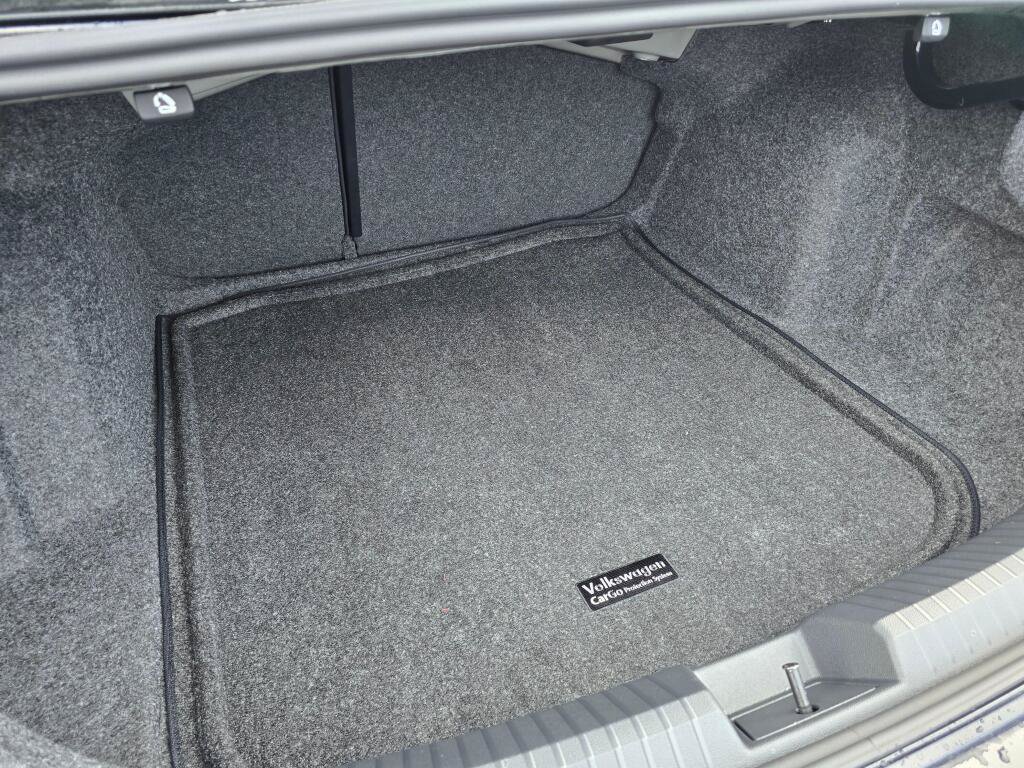 New 2026 Volkswagen Jetta Sport FWD image 15