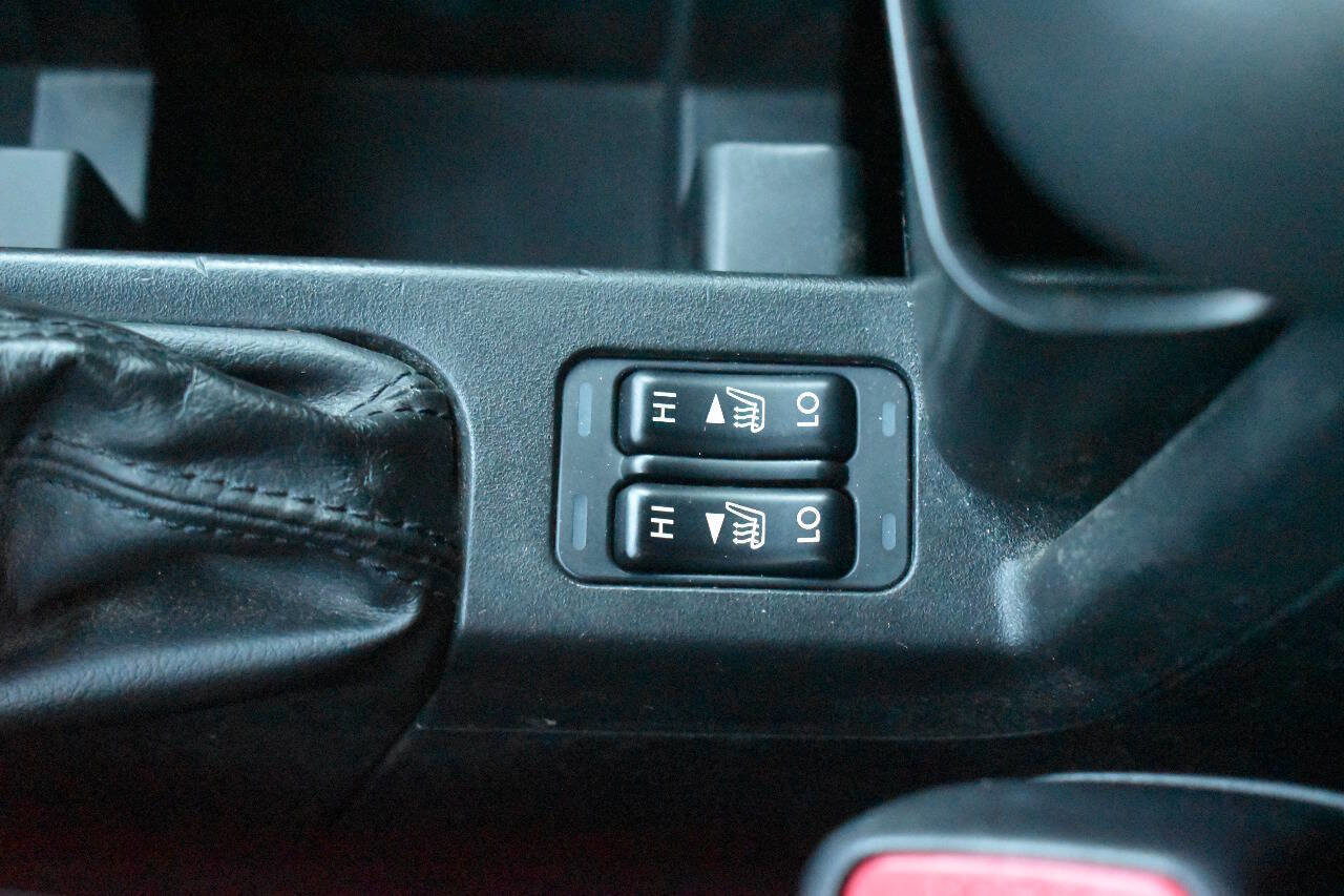 Used 2012 Subaru Forester 2.5X Limited image 30