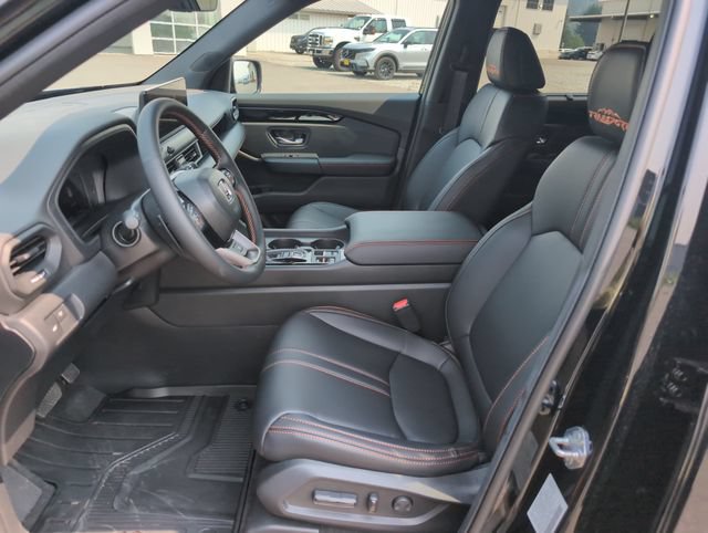 Used 2026 Honda Pilot TrailSport image 16