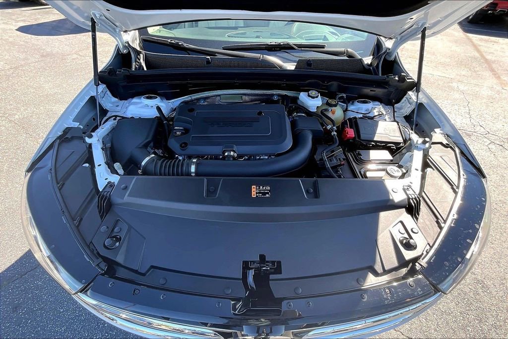 Used 2023 Buick Envision Essence w/ Technology Package I image 30