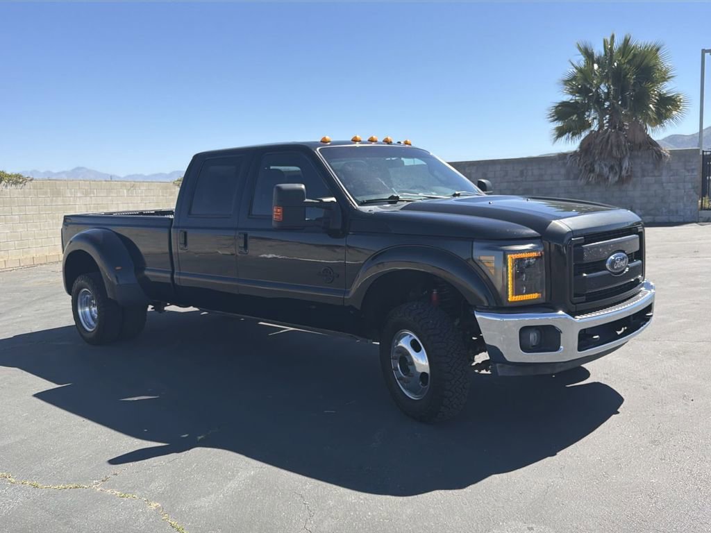 Used 2016 Ford F350 Lariat w/ Lariat Interior Package image 39