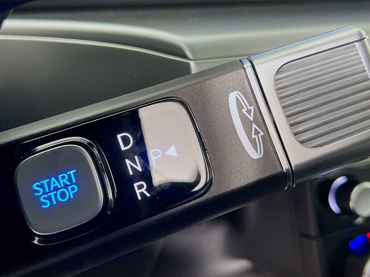 New 2026 Hyundai Ioniq 9 SE image 13
